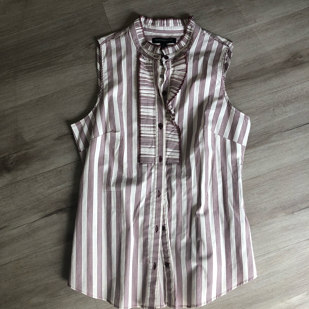 Banana Republic sleeveless top
